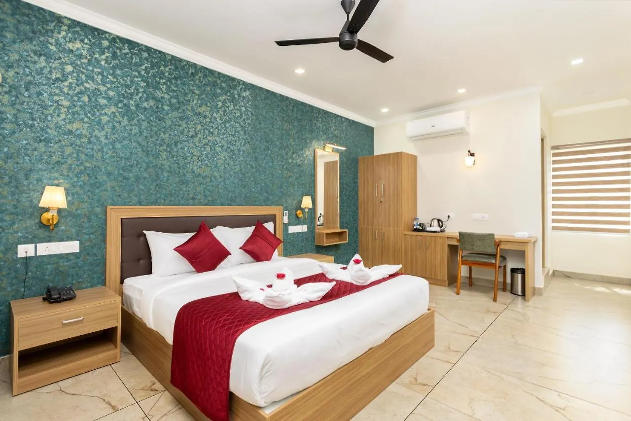 Esaa Airport Hotel Kochi 3*,