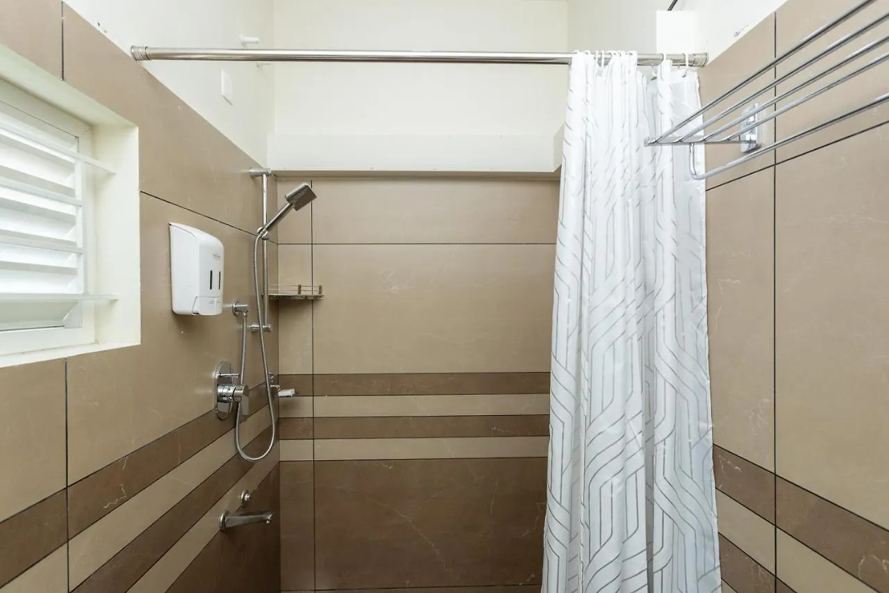 Esaa Airport Hotel Kochi 3*,